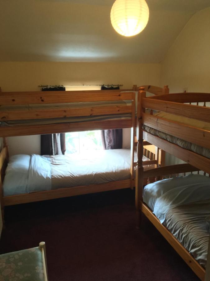 Pantyrathro International Hostel Кармартън Екстериор снимка