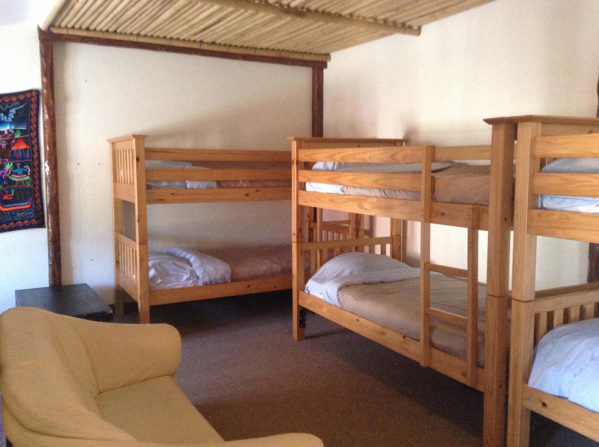 Pantyrathro International Hostel Кармартън Екстериор снимка